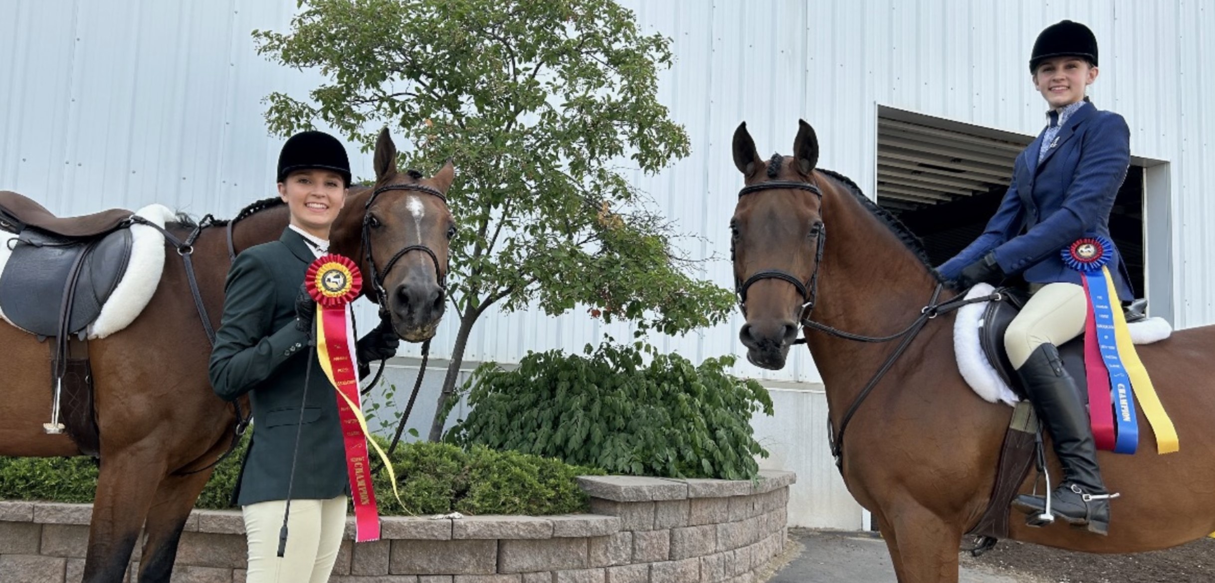 SISTER ACT: Pair has strong showing at Eastern Horse Classic event | News, Sports, Jobs - Vimarsana News